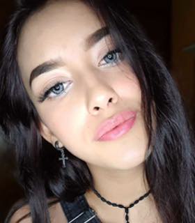 mujer soltera swinger - es1 - ejemplo de miembro